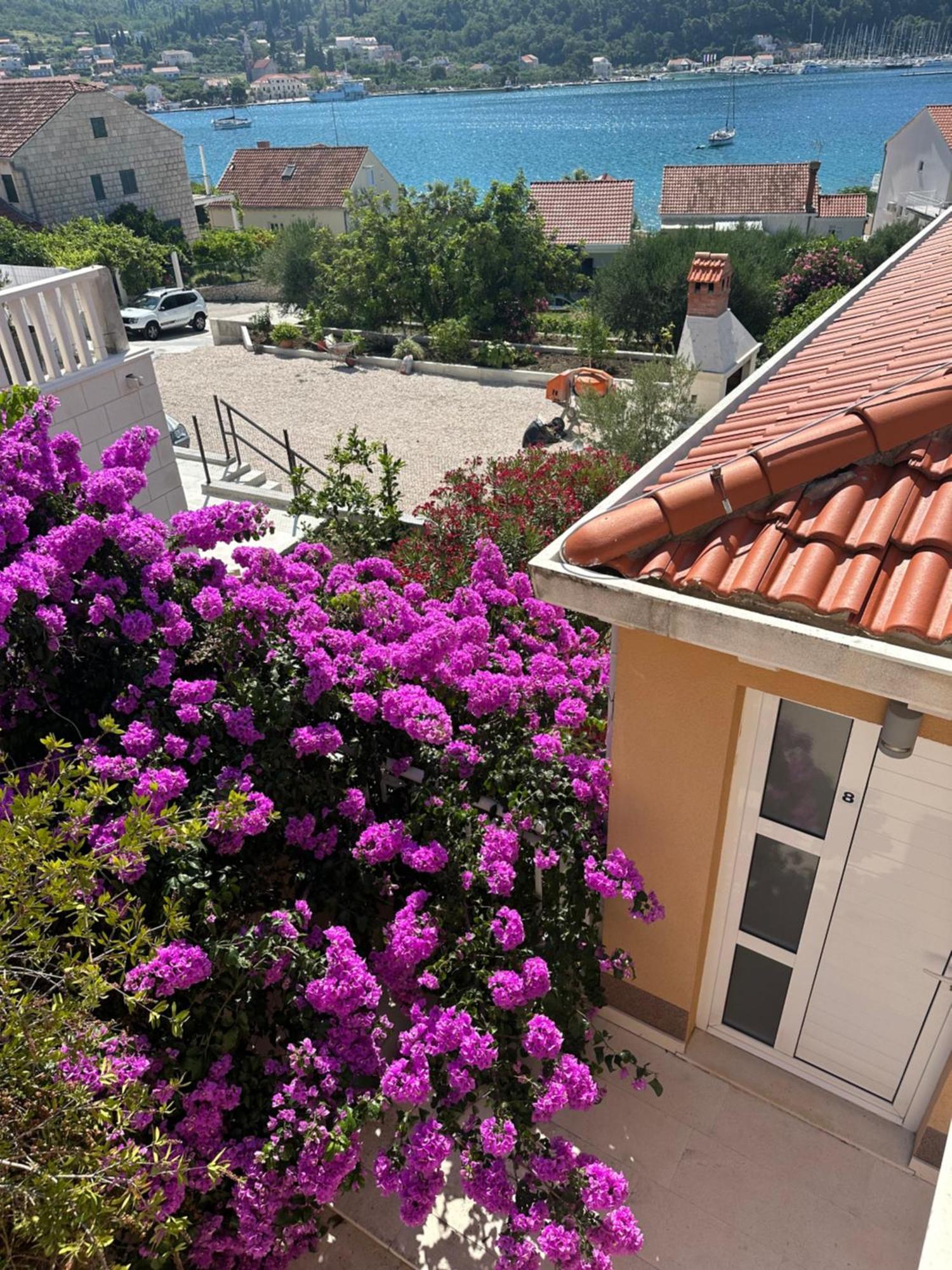 Apartments Villa Eva Slano Exteriör bild